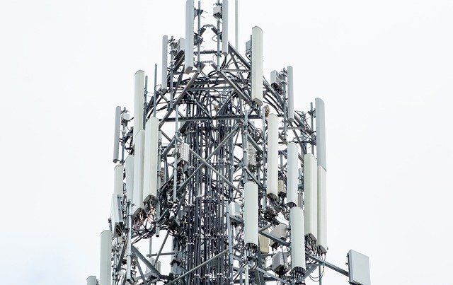 cell-tower-5207588_640.jpg