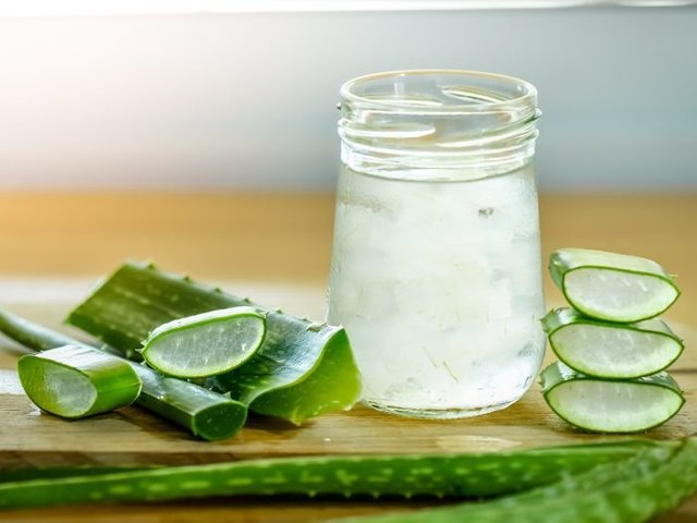 aloeverajuice-700x525.jpg