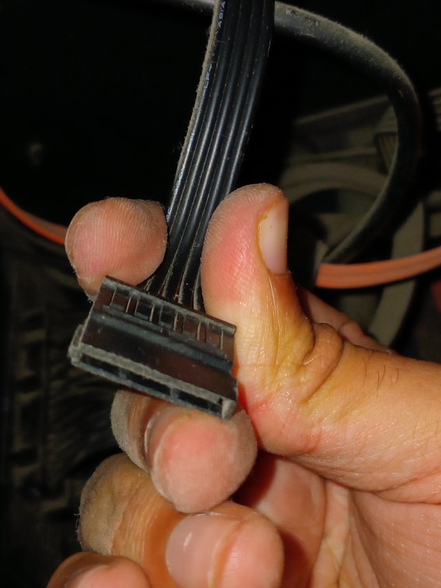 SATA power connector.jpg