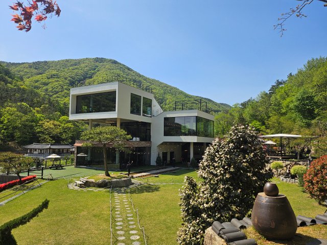 KakaoTalk_20250427_235710129_05.jpg