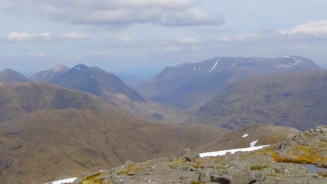 47 Buachaille Etive Mhor and Creise, zoomed.jpg