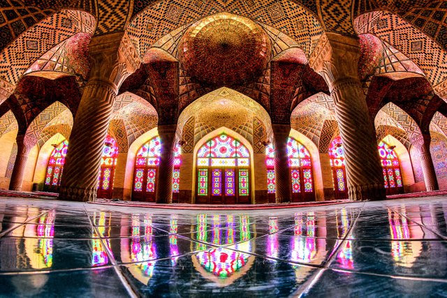 nasir-al-mulk-mosque-fisheye-view-shiraz.jpg