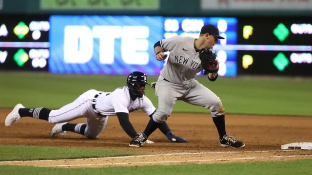 New-York-Yankees-v-Detroit-Tigers-bc7b9f62cbc2751edd2539eabb8c0a80.jpg