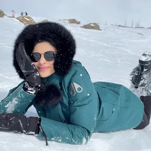 Mouni Roy shares new PICS from her honeymoon in Kashmir.jpg