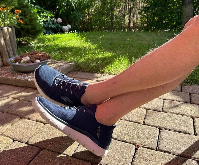 neue Schuhe.jpg
