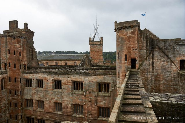 linlithgow_palace_scotland_08.jpg