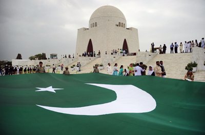 Mazar-E-Quaid-Information-Visiting-Hours-Timing-Map-Contact-Number.jpg