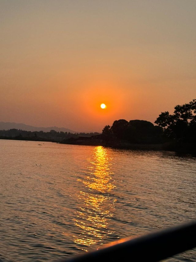 kaptai lake 10.jpg