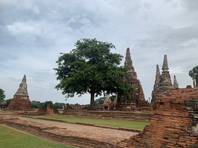 Wat Chaiwatthanaram18.jpg