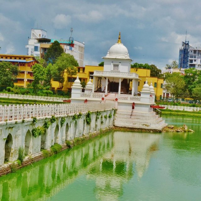 rani-pokhari-queen-s.jpg