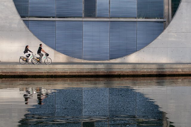 architecture-8297605_1280.jpg