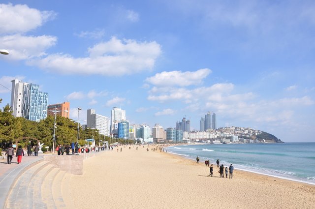 10-haeundae-beach-busan-south-korea.jpg