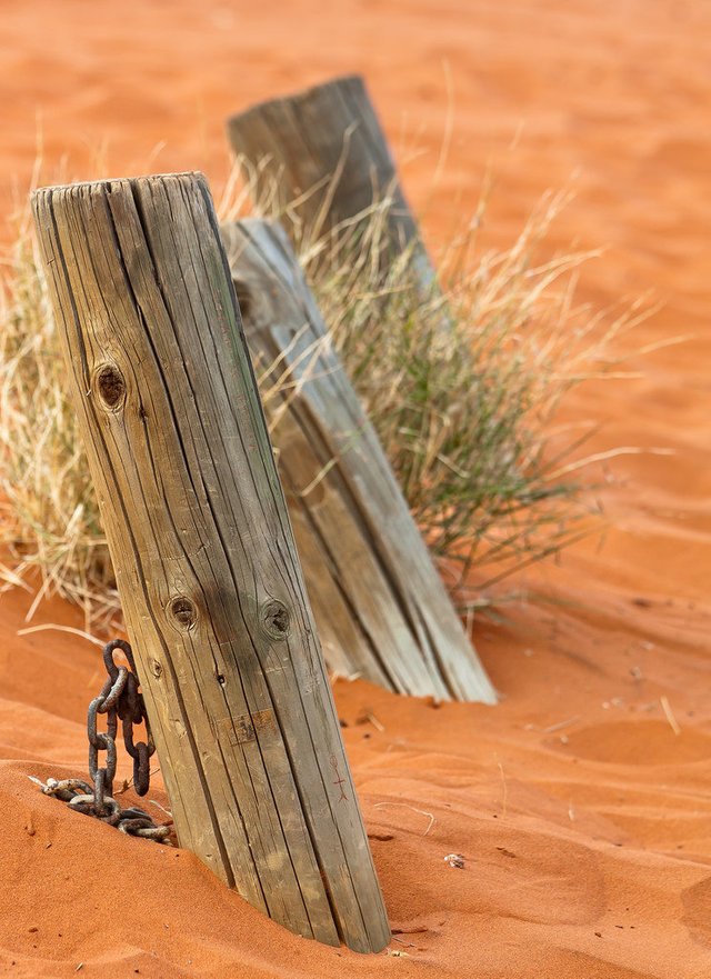 6797353112-australia-outbacksalt-lakered-sand (FILEminimizer).jpg