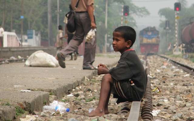 Street-Child-Srimangal-Railway-Station.jpg