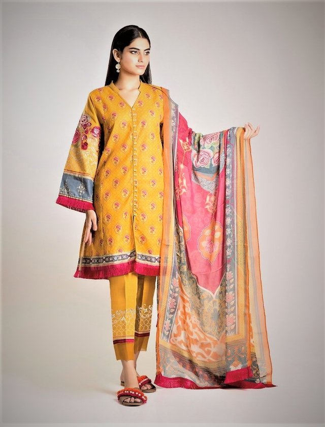 khaadi winter designs.jpg