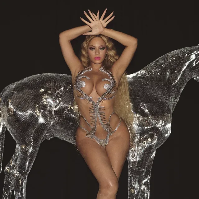 Beyoncés-Renaissance-Album-Art-Outfits (3).webp