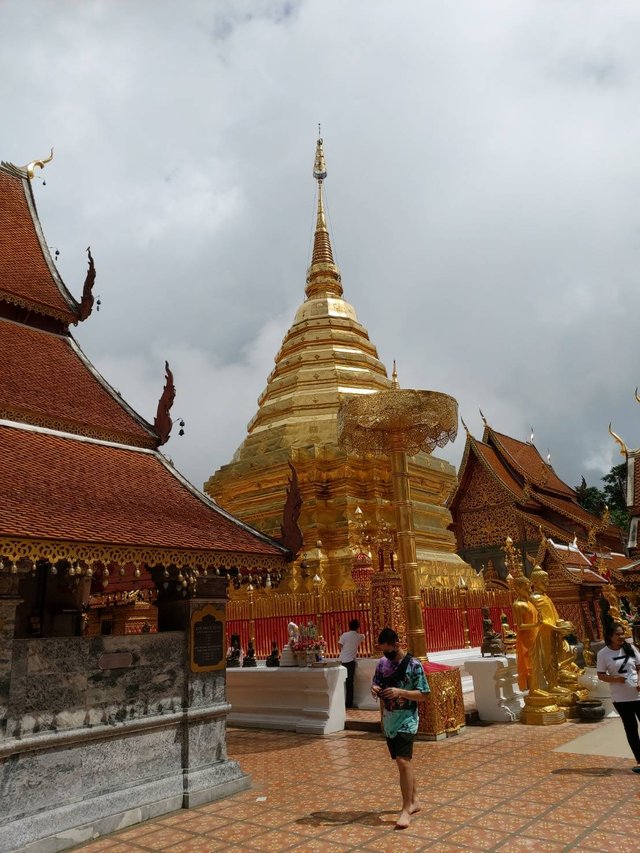 Wat Phra That Doi Suthep6.jpg