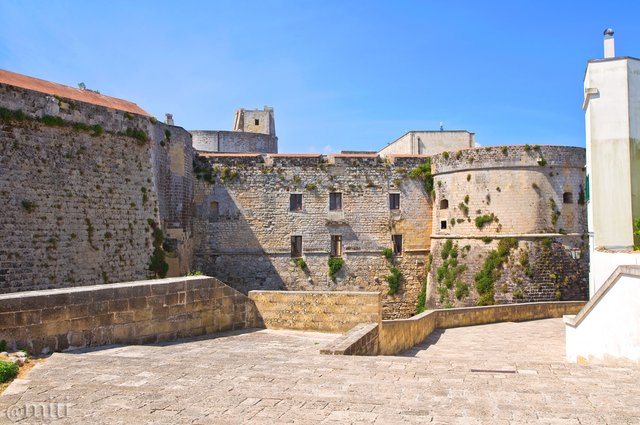 otranto castello 2.jpg