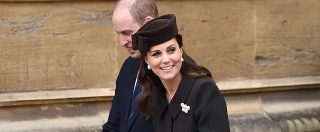 Kate-Middleton-Pearl-Earrings-Easter-2018.webp