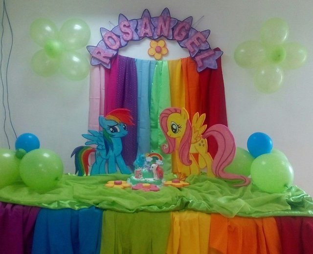 My Little Pony  5 años.jpg