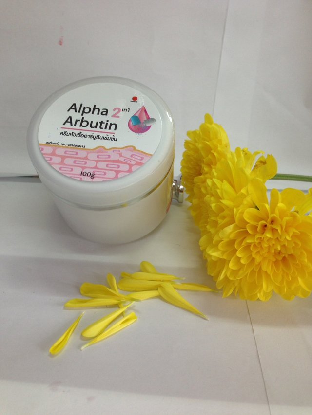 Kem dưỡng trắng da Alpha Arbutin 2 in 1-1.jpg