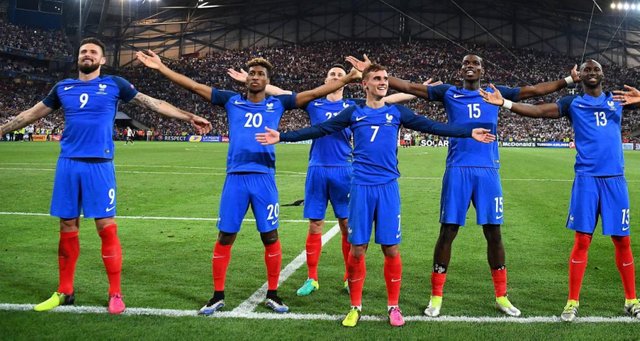 545399686-france-team-members-celebrate-after-beating-germany-2-0-crop-promo-xlarge2-e1512248877901.jpg