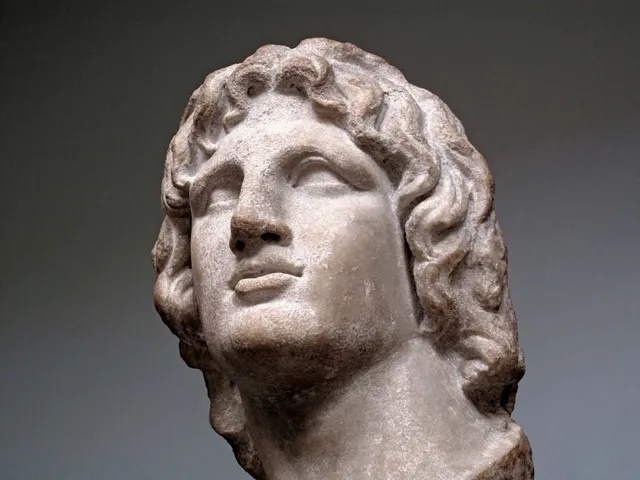 Alexander-the-Great-marble-bust-British-Museum.webp