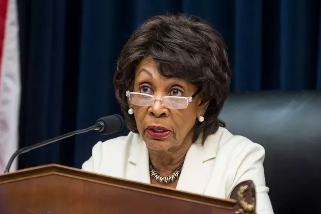 maxine waters.jpg