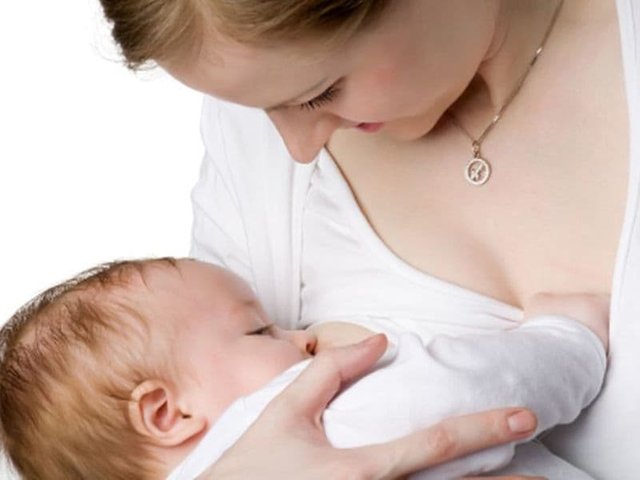 breastfeeding814.jpg