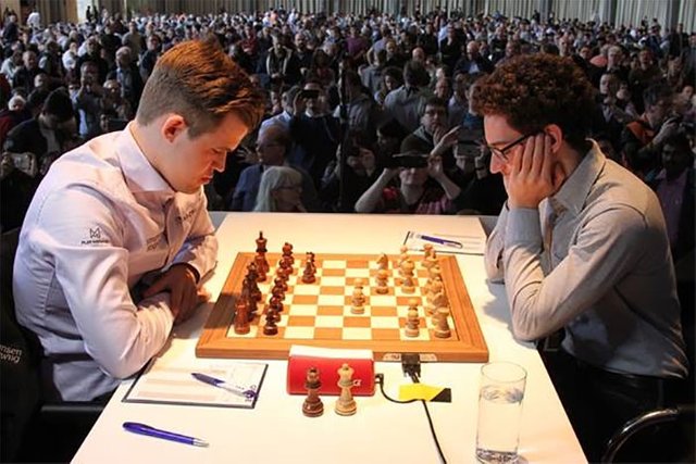 Final do Mundial 2018 - Magnus Carlsen Vs Fabiano Caruana 