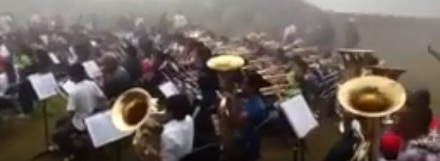 orquesta metales neblina.jpg