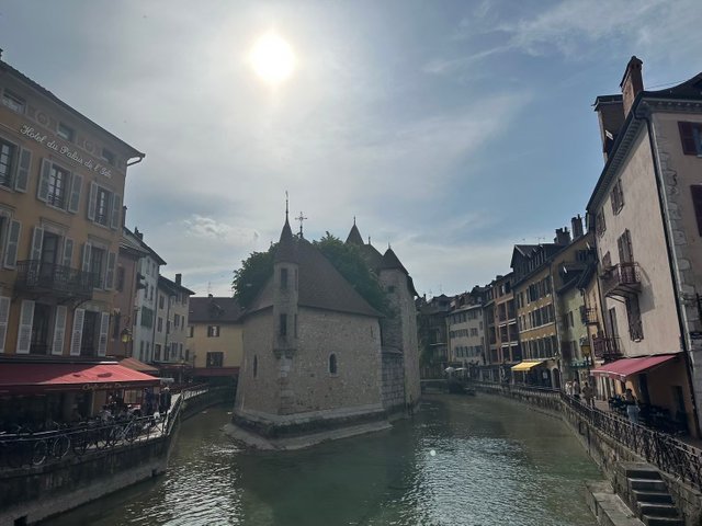 Annecy2.jpg