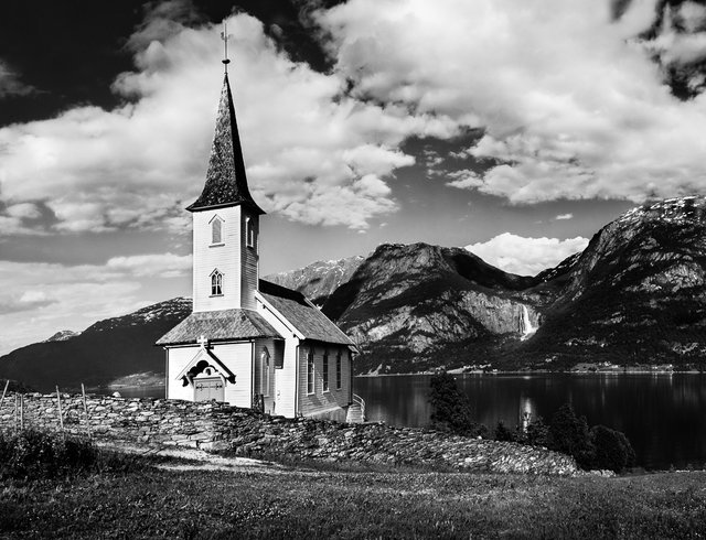 Church and Waterfall_DSC4107-Pano-Edit_1000px.jpg