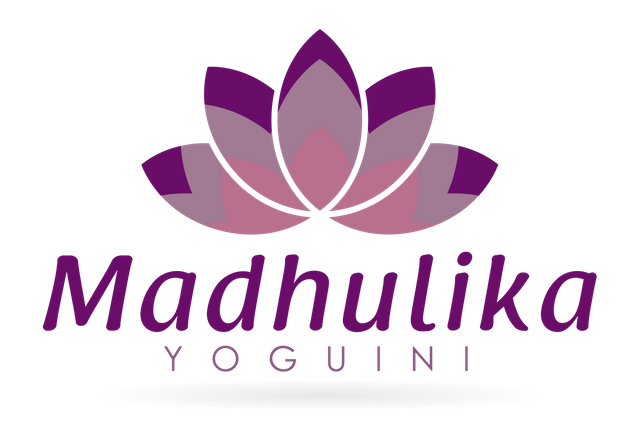 Logo Madhu-04.png