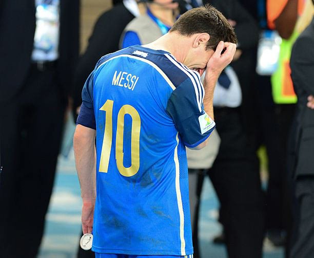 Lionel_Messi_in_tears_after_the_final.jpg