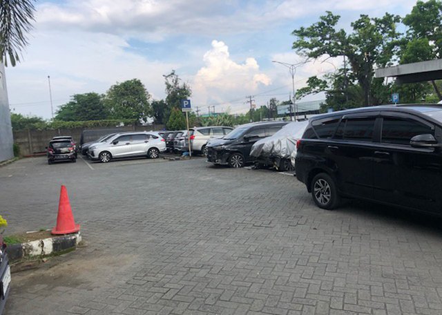 Auto2000 Medan Amplas_02.jpg