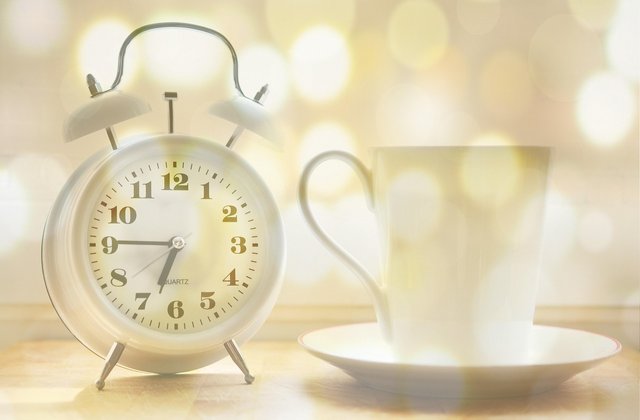 alarm-clock-2132264_1280.jpg
