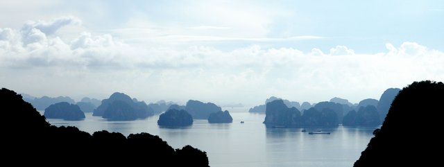 Halongbay 1.jpg