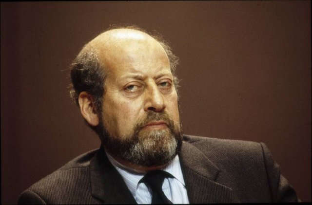 sir clement freud.jpg