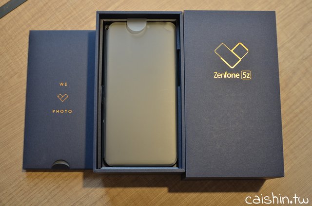 ZenFone 5z-23.jpg