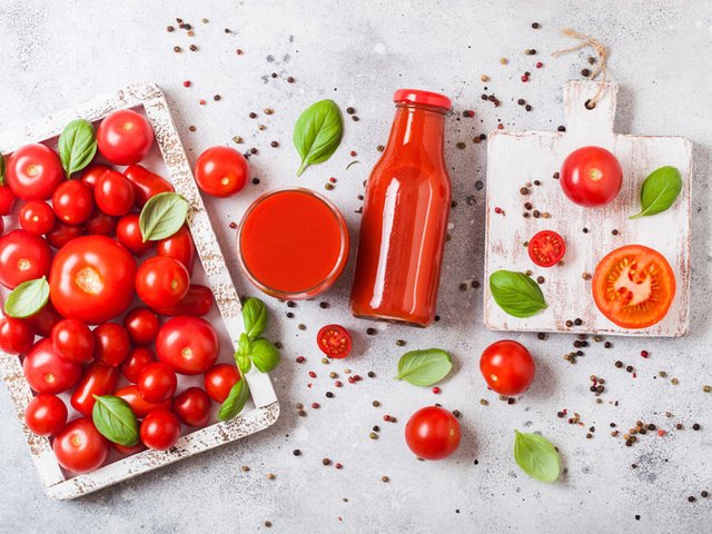 tomato-juice-benefits-732x549-thumbnail-732x549.jpg