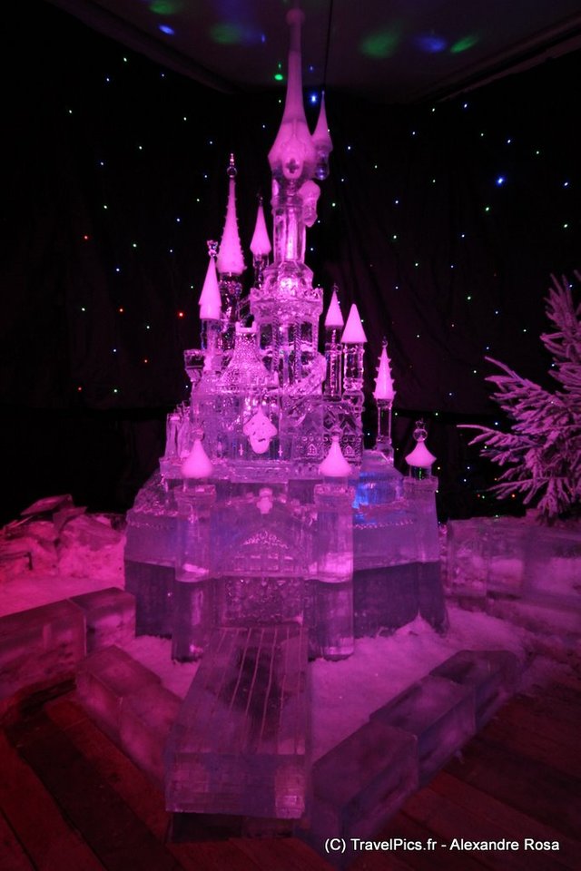 2009-11 Disney Castle.jpg