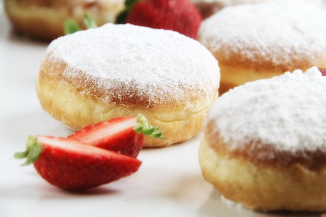 donuts-4046609_1280.jpg