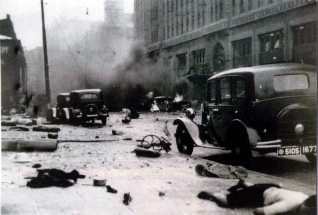 Bombing_outside_the_Palace_Hotel.jpg