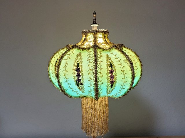 elegance-lamps-victorian-lampshades-jellyfish-etsywide.jpg