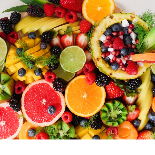 Minimalist Fresh Market Instagram Post.png