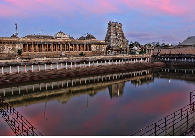 Thillai Nadaraja Temple, Tamil Nadu, India, 40 Acres.jpg