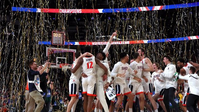 https___cdn.cnn.com_cnnnext_dam_assets_190426183927-uva-basketball-celebrates-championship.jpg