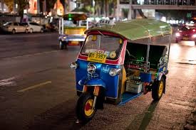 tuktuk.jpg