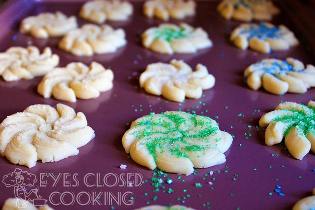 Eyes-Closed-Cooking---Egyptian-Easter-Butter-Cookies-Recipe---04.jpg